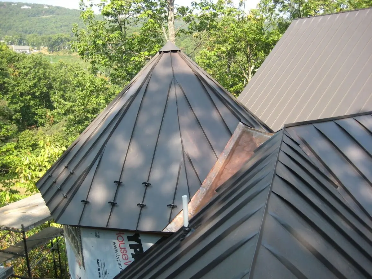 Professional Roof Tarp Installation by Craftsman Roofing in Montello